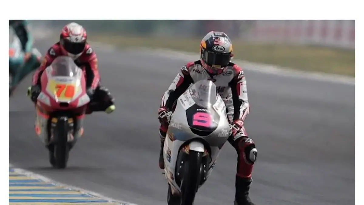 Feda Ega Pratama bikin Valentino Rossi dan bos KTM kagum usai comeback luar biasa di Moto3 Catalunya 2026.(pinterest)