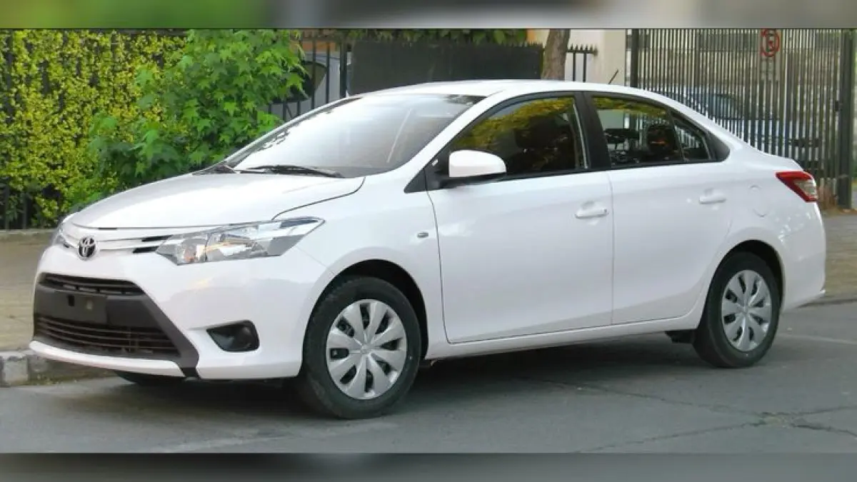 Mobil sedan bekas Rp50 jutaan paling irit 2025, Honda City, Toyota Vios hingga Suzuki Baleno murah dan bandel. (Pinterest. com)