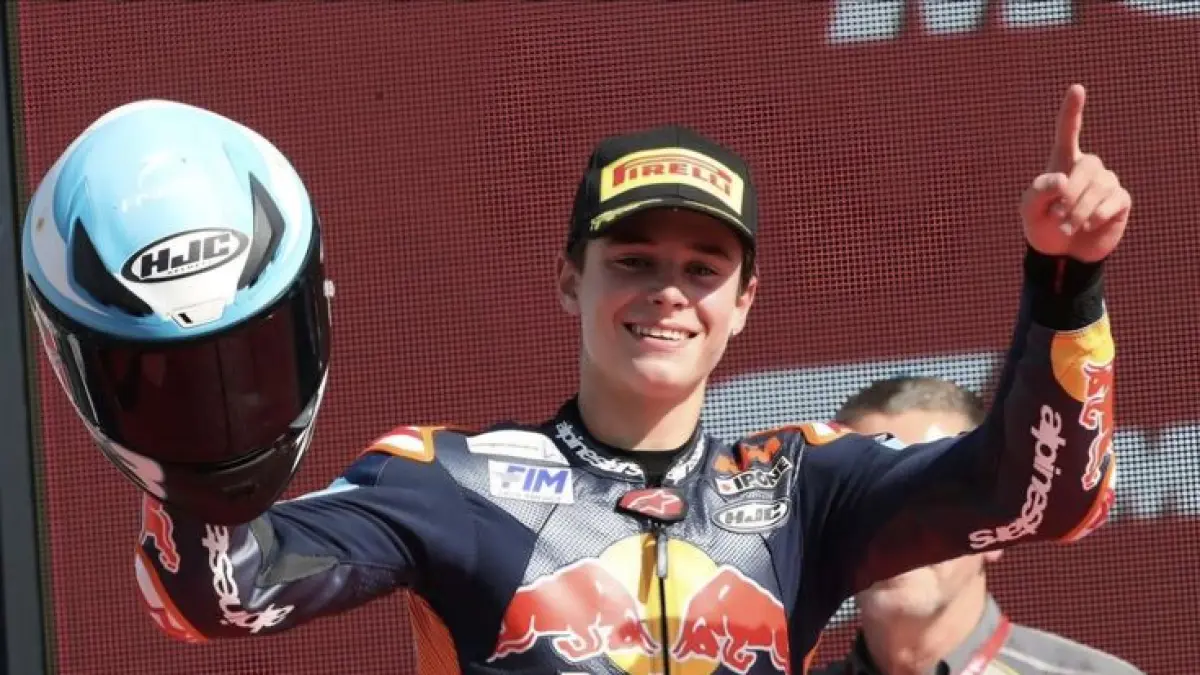 Starting grid Moto3 Catalunya 2026 menempatkan Veda Ega Pratama di posisi 21. Race Moto3 live Trans7 pukul 16.00 WIB. (Pinterest. com)