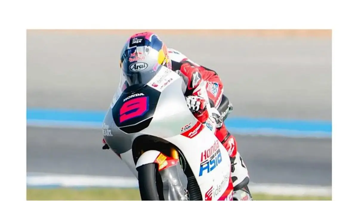 Veda Ega Pratama tampil konsisten di Moto3 2026 dan mulai dianggap sebagai penantang serius meski masih rookie.(pinterest)