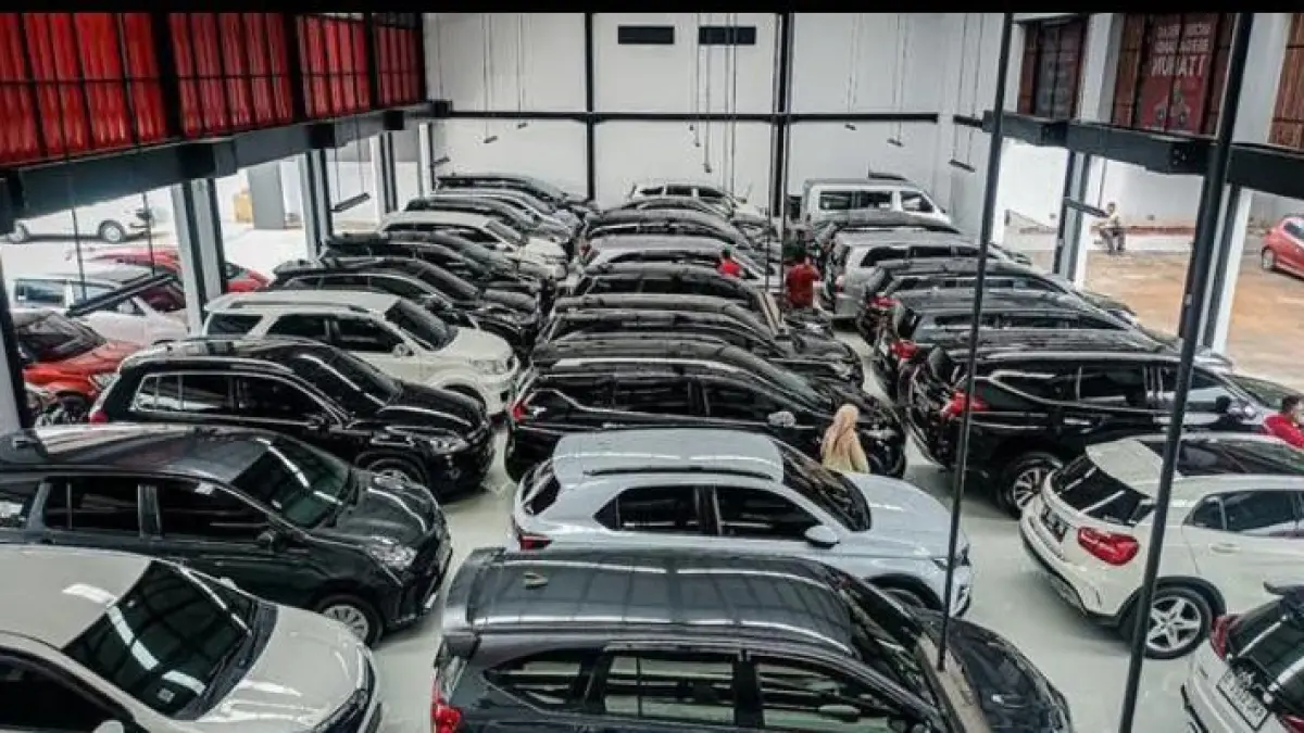 Mobil 50 jutaan masih jadi incaran karena murah, nyaman dipakai harian, dan desainnya masih menarik hingga sekarang.