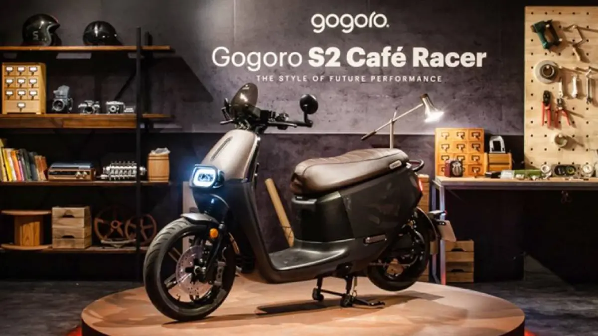Motor listrik jarak tempuh terjauh hadir dengan performa tinggi, baterai swap, dan fitur pintar dari Zero SR/F hingga Gogoro.