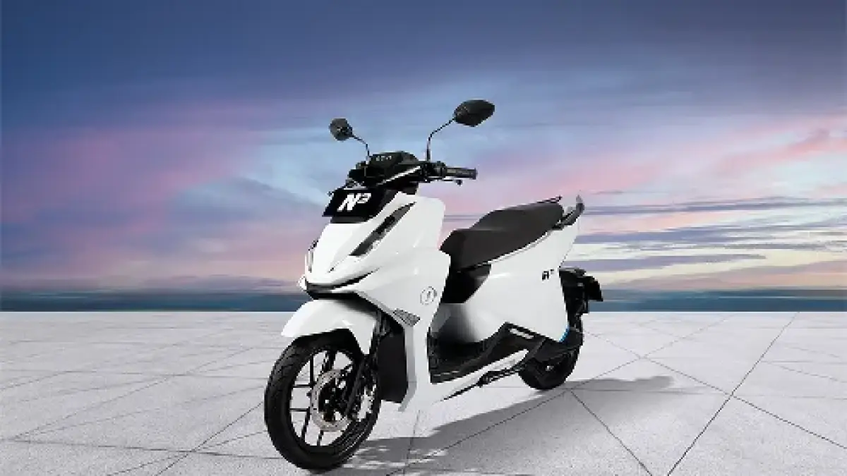 Rekomendasi motor listrik yang bagus dan awet terbaru 2026 dengan fitur modern, jarak tempuh hingga 140 km, dan harga mulai Rp14 jutaan.