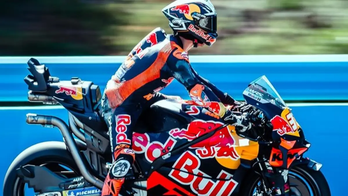 Ryota Ogura tampil mengejutkan di Red Bull MotoGP Rookies Cup Le Mans usai finis kedua dari posisi 13. (Pinterest)
