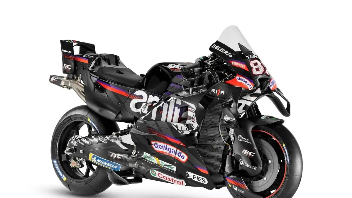 Aprilia Racing belum uji coba mesin 850cc untuk MotoGP 2027 meski rival sudah bergerak. Ternyata ini strategi rahasia mereka demi hindari blunder regulasi!(Pinterest)