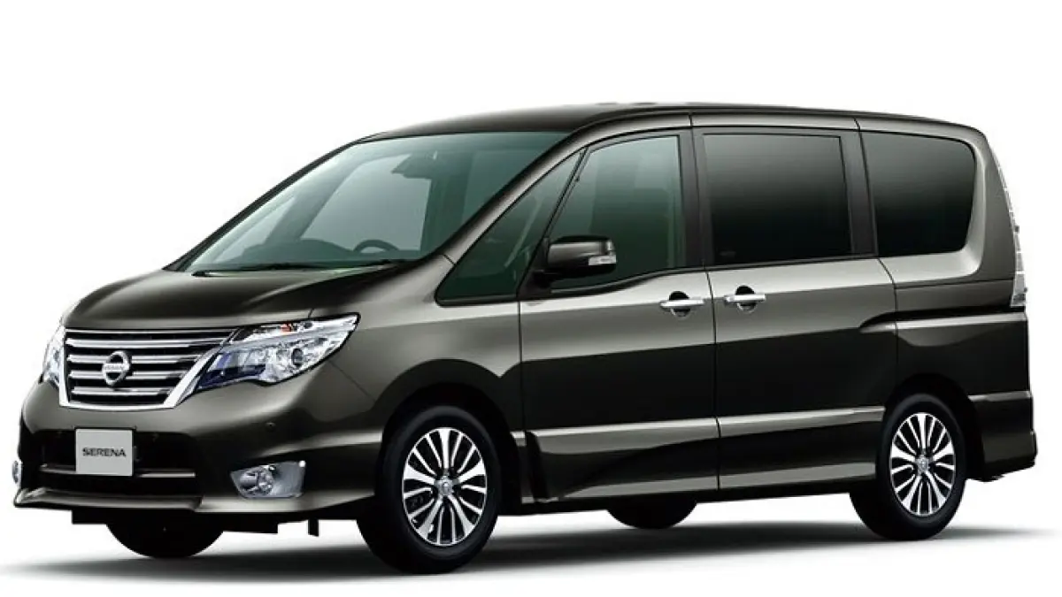 Harga Nissan Serena Facelift 2019 bekas kini mulai Rp209 jutaan, sudah power sliding door dan kabin mewah super lega.(Gemini AI)