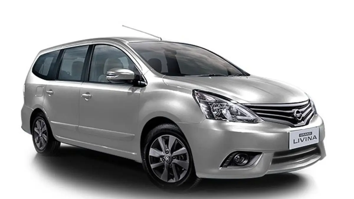 Nissan Grand Livina XV 2013 manual tangan pertama dijual Rp89,5 juta, kondisi mulus, pajak hidup, dan siap pakai.(Gemini AI)