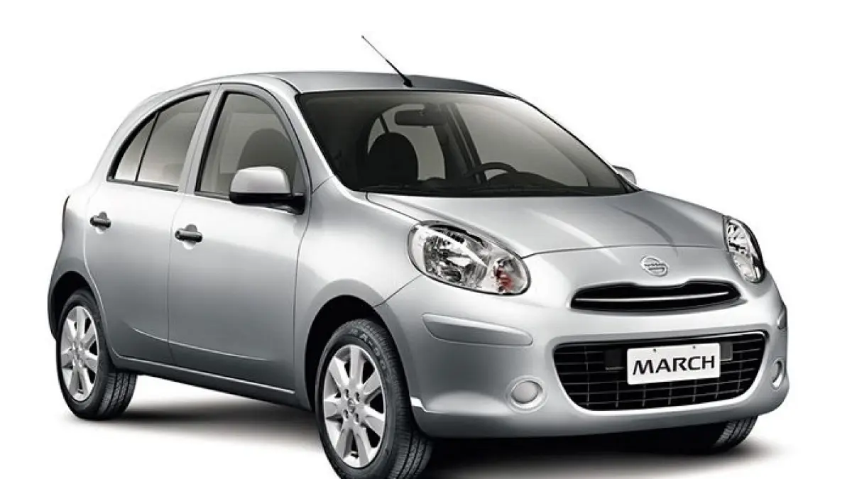Nissan March 2026 hadir lebih modern dengan desain sporty, fitur lengkap, dan mesin irit BBM. Harga diperkirakan mulai Rp260 jutaan.(Gemini AI)