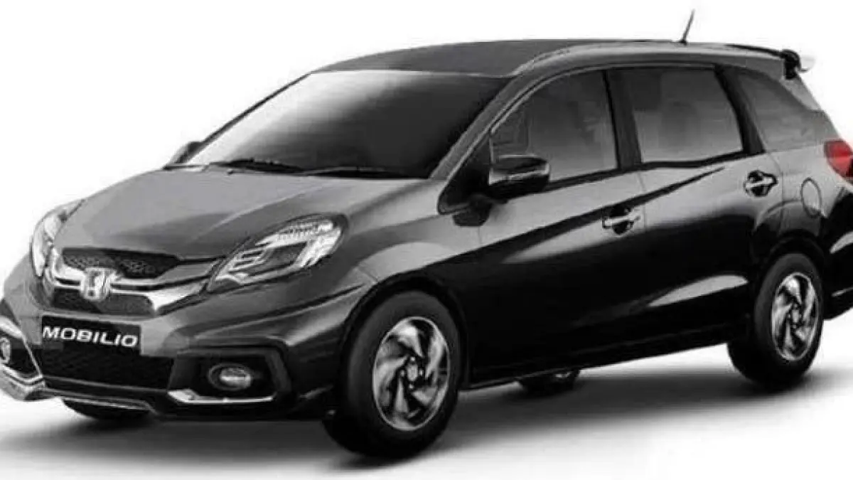 Harga Honda Mobilio RS 2015 matic bekas DP Rp8 juta, kondisi mulus, fitur lengkap, MPV 7 penumpang siap pakai di Depok.