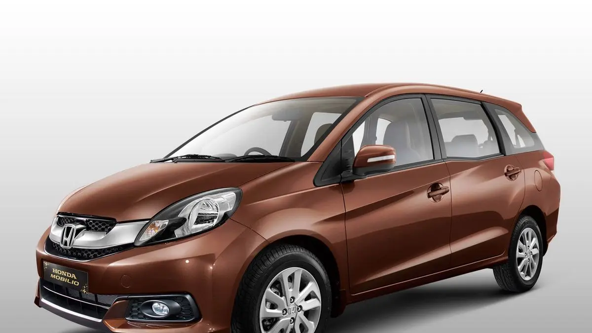 Harga Honda Mobilio RS CVT 2014 bekas Rp113 juta jadi sorotan, kilometer rendah 100 ribu km, kondisi siap pakai dan pajak hidup.