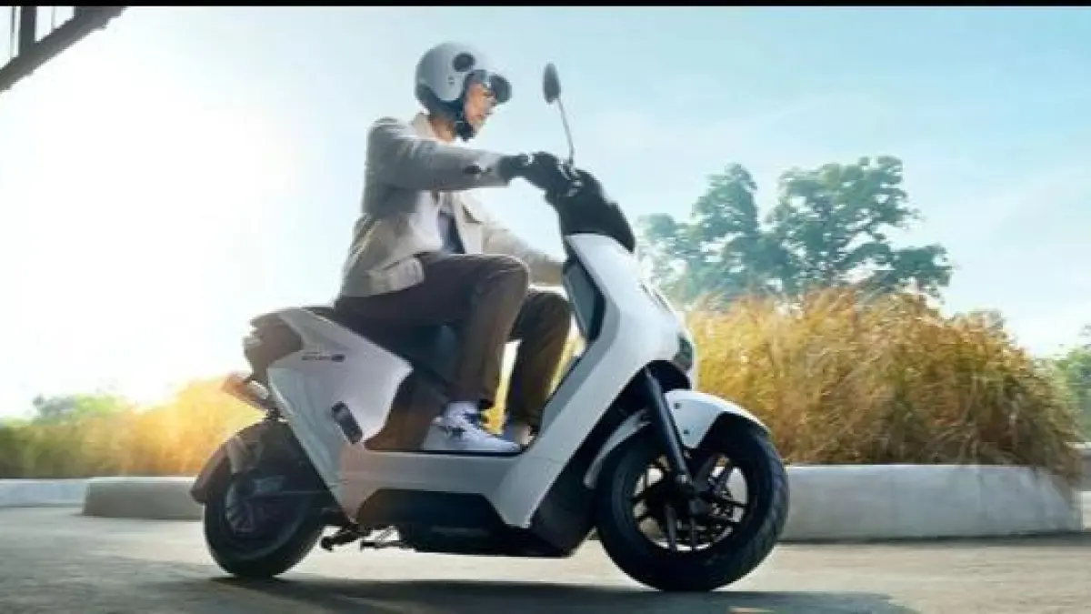Honda EM1 Electric menawarkan stabilitas tinggi, kenyamanan berkendara, dan desain premium untuk motor listrik harian di Indonesia.