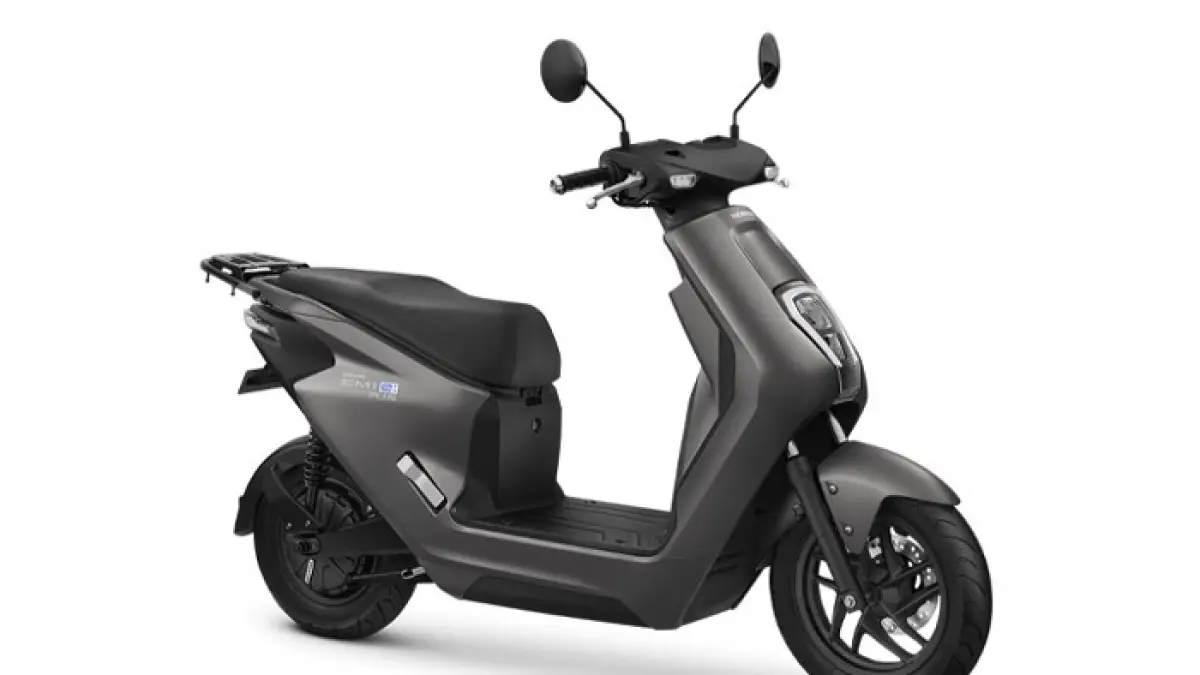 Honda ICON e Rp33 juta hadir dengan riding quality mirip motor bensin, tapi jarak tempuh cuma 41 km dan top speed terbatas. (Pinterest) 