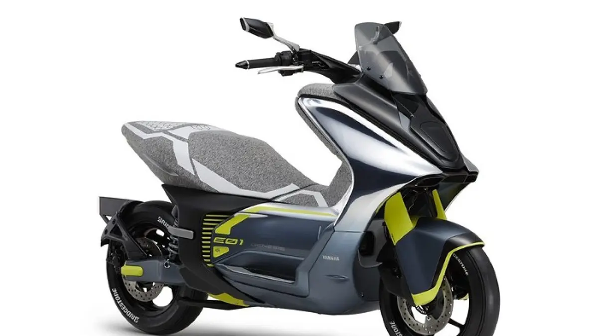 Yamaha E01 jadi sorotan karena punya GPS satelit, fast charging 1 jam, dan performa motor listrik setara 125 cc. (Pinterest) 