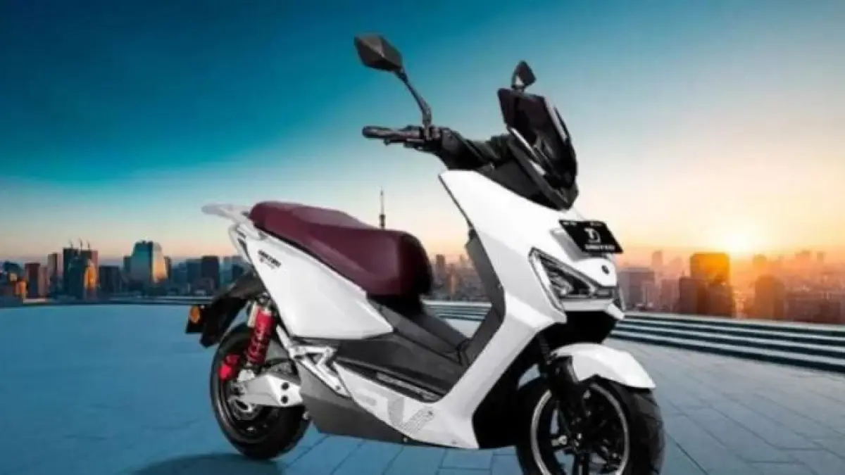 Yamaha Neo Electric hadir dengan desain ringan, irit energi, dan cocok untuk penggunaan skuter listrik harian di perkotaan Indonesia.