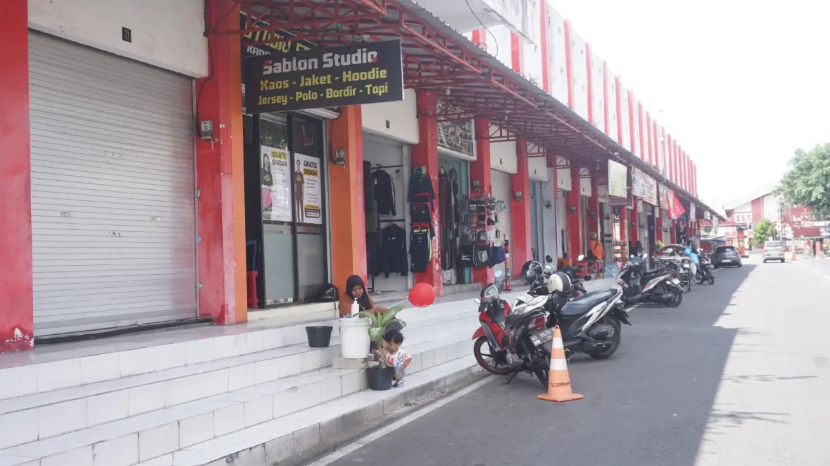 Perketat Perjanjian Sewa Ruko Stadion
Biar Tak Ada Operan Kios

