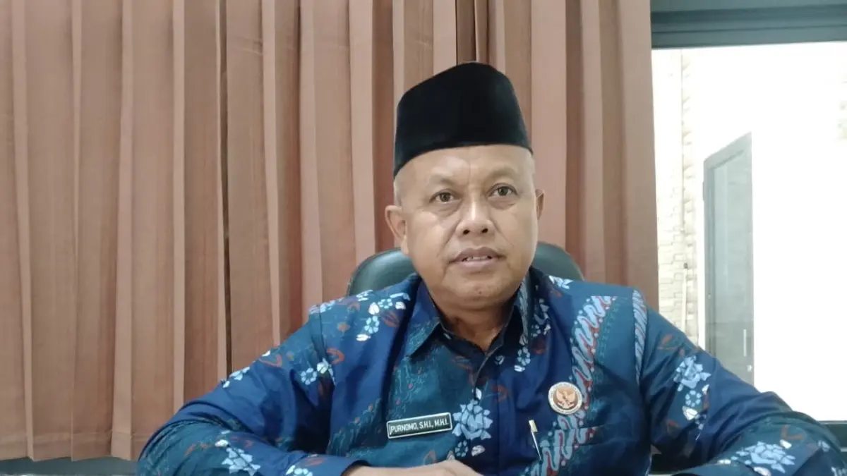 Plt Kepala Kementerian Haji (Kemenhaj) Kabupaten Blitar, Purnomo.