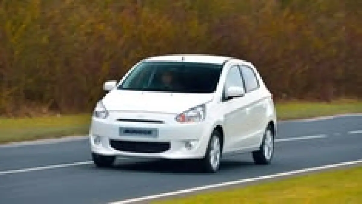 Rekomendasi mobil bekas Rp70 jutaan terbaik, dari Mitsubishi Mirage, Yaris, Avanza hingga Grand Vitara yang irit dan nyaman. (Pinterest. com)