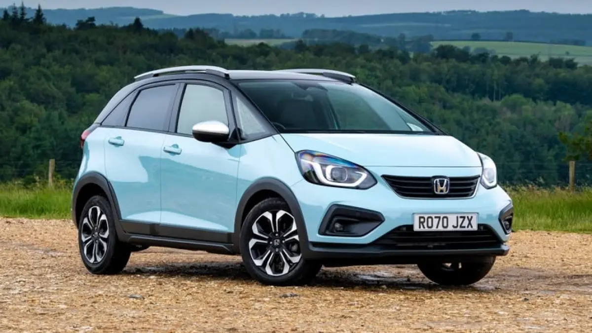 Honda Jazz Hybrid 2026 Makin Canggih dan Irit, Kabin Super Luas Jadi Sorotan, Benarkah Hatchback Ini Masih Layak Dibeli? (Pinterest)