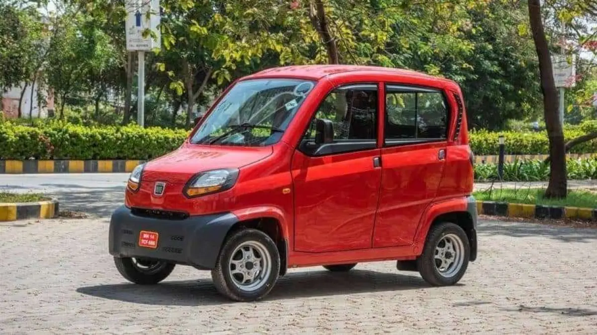 Ingin mobil murah? Intip spesifikasi dan harga Bajaj Qute, kendaraan mungil yang lincah dan irit untuk solusi transportasi perkotaan Anda.(Pinterest)