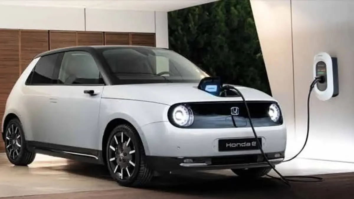 Changan Lumin jadi mobil listrik termurah di Indonesia. Seberapa irit dan nyaman untuk dipakai ngantor setiap hari?(Gemini AI)