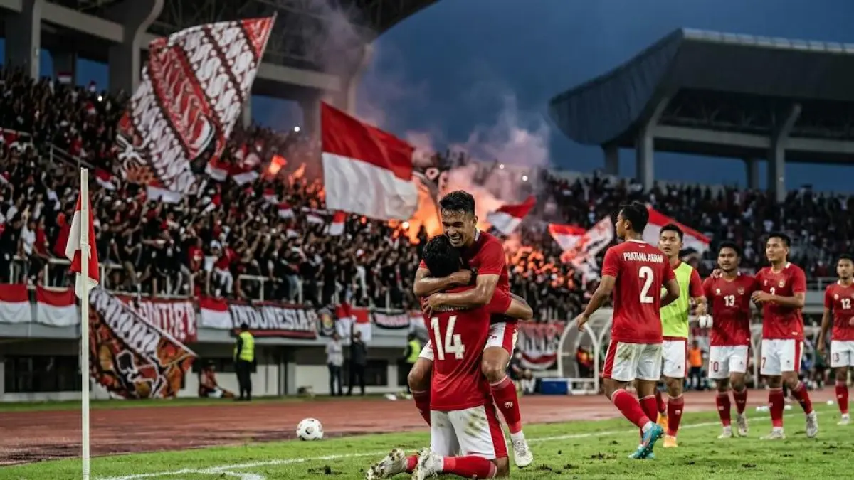 Timnas Indonesia Piala AFF 2026 Digembleng Latihan Super Keras, Matthew Baker Hampir Muntah, Muncul Dua Calon Naturalisasi Misterius (Gemini AI)