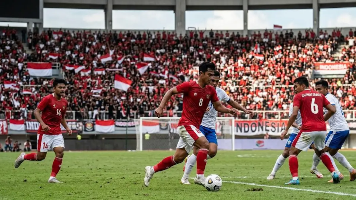 Timnas Indonesia vs Oman Jadi Sorotan, John Herdman Siapkan 45 Pemain, Naturalisasi Luke Vickery-Mitchell Becker Makin Dekat (Gemini AI)