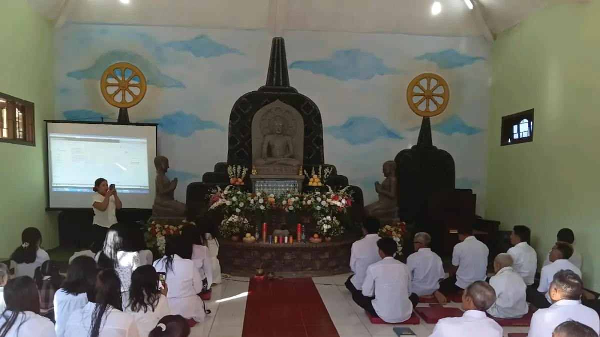 Ratusan Personel Gabungan Amankan Waisak
 Tersebar di 12 Vihara Kabupaten 
