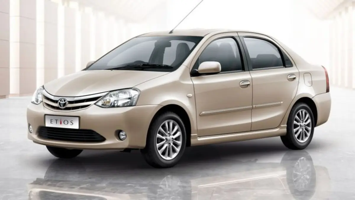 Honda Brio 2026 hadir dengan desain sporty, fitur canggih, dan mesin irit. Simak keunggulan city car favorit Indonesia ini (Pinterest).