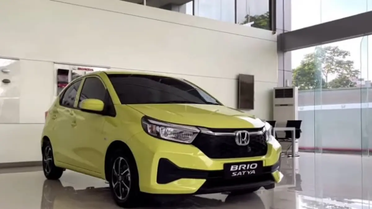 Honda Brio SE 2026 resmi meluncur! Dilengkapi fitur canggih kamera 360 derajat dan layar jumbo 12,3 inci, harganya jauh lebih murah dari tipe RS!(Screenshot Youtube)