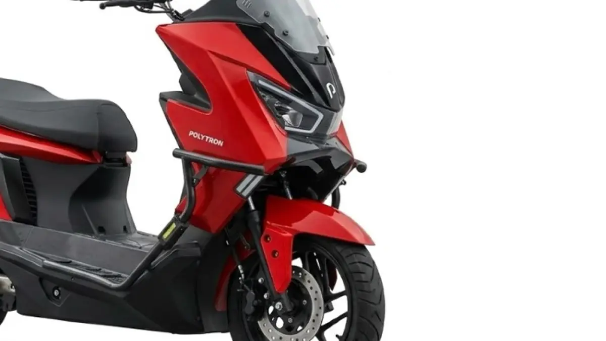 Polytron Fox 350 2026 hadir Rp15 jutaan, fitur keyless, cruise control, jarak 130 km, jadi motor listrik murah paling menarik.(Gemini AI)