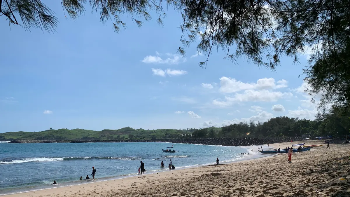 Sensasi Wisata Kuliner Ikan Segar di Pantai Tambakrejo
