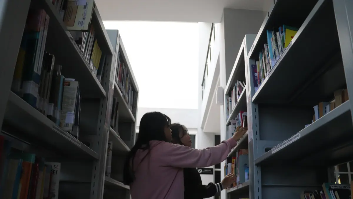 Perpusda Tunda Pengadaan Buku Baru
Dampak Efisiensi Anggaran
