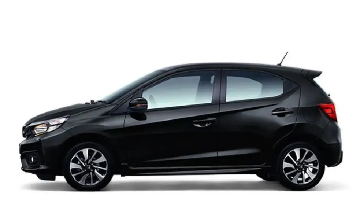 Cari harga Honda Brio bekas 2016 murah? Tersedia unit facelift AC digital mulus seharga eks taksi cuma Rp 85 juta. Cek spesifikasinya di sini!