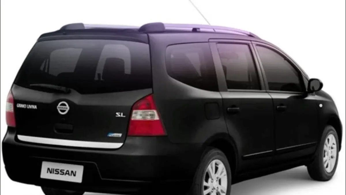 Nissan Grand Livina bekas masih diminati berkat kenyamanan tinggi, harga terjangkau, dan mesin yang terkenal andal. (PINTEREST)