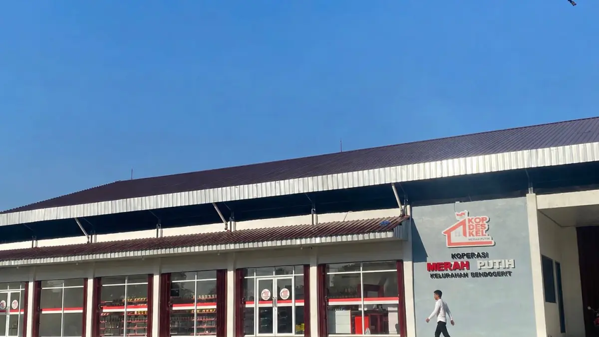 Penampakan bangunan KKMP Kelurahan Bendogerit, Kecamatan Sananwetan, Kota Blitar.