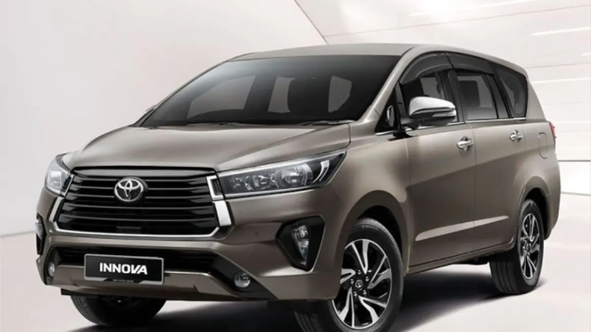 Toyota Innova bekas tetap laris berkat mesin tangguh, kabin luas, dan harga jual yang stabil. (PINTEREST)