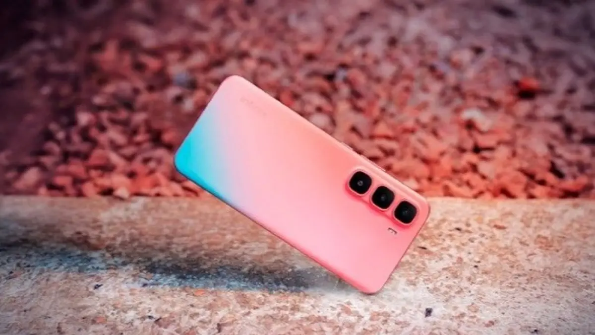 Infinix Hot 60 Pro Plus hadir dengan bodi super tipis 5,95 mm, layar AMOLED 144Hz, dan baterai 5.160 mAh. (Pinterest)