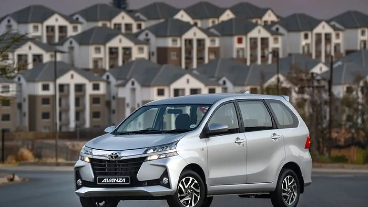 Harga Toyota Avanza bekas Juni 2026 mulai Rp119 juta hingga Rp224 juta. Simak daftar lengkap tipe, tahun, dan kondisinya.(Gemini AI)