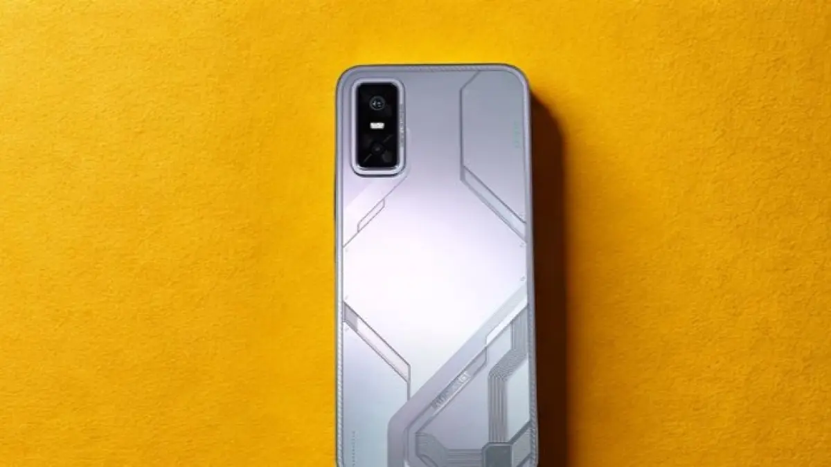 Infinix GT50 Pro hadir dengan layar 144Hz dan trigger button fisik yang jadi senjata rahasia gamer kompetitif. (Pinterest)