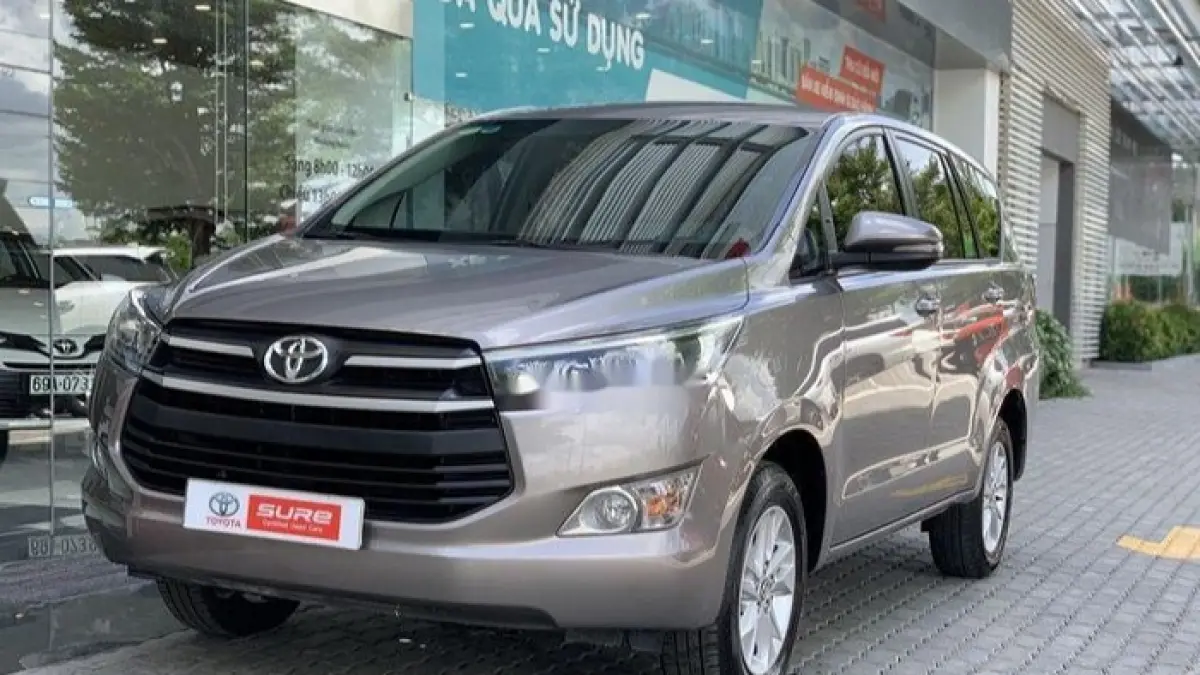 Harga Toyota Innova bekas beragam dari Rp100 jutaan, tersedia diesel hingga bensin, kondisi masih layak pakai dan siap jalan.(Pinterest)