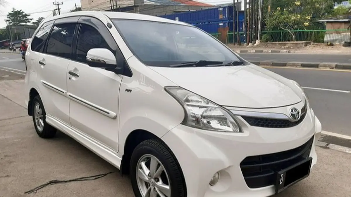 Mobil eks Bluebird Bintaro dijual mulai 10 jutaan, kondisi restore, pajak hidup, mesin bergaransi, stok lengkap.(Pinterest)