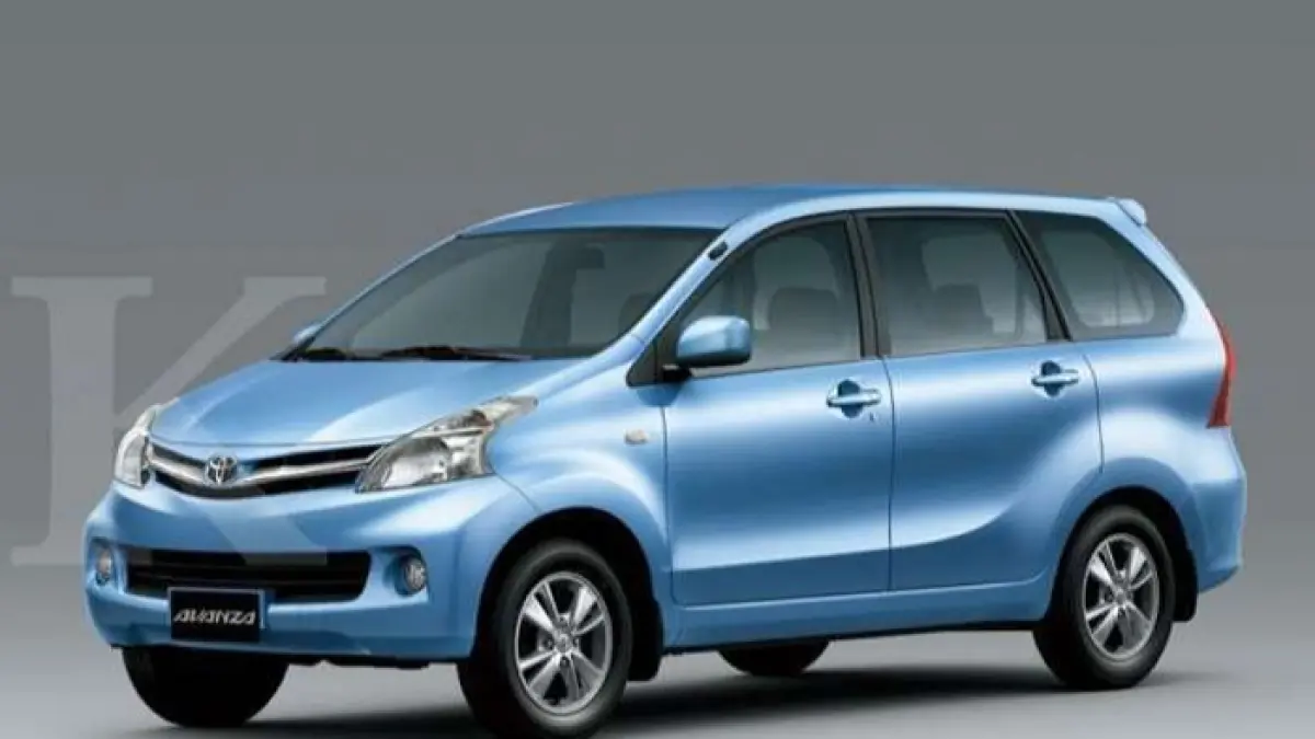 Mobil eks Bluebird Bintaro Tangerang Selatan update stok 2019, harga mulai 10 jutaan, Veloz GR hingga 136 juta.(Pinterest)