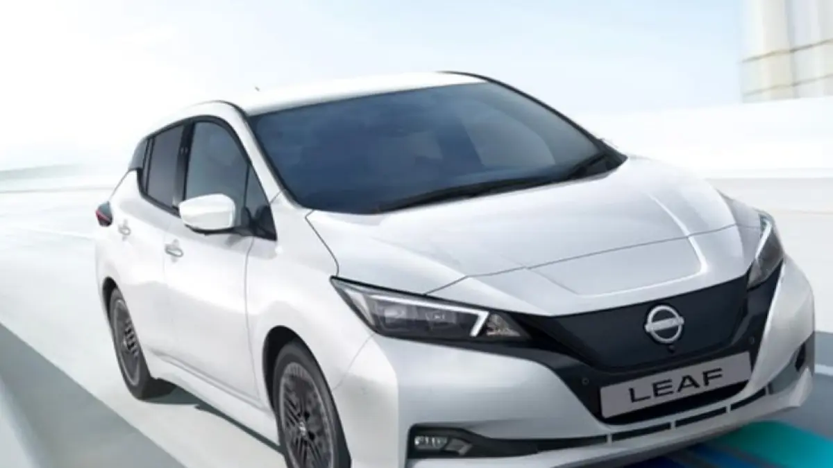 Mengulas balik sejarah Nissan Leaf generasi kedua bersama Motomobi TV! Hatchback listrik tangguh 40 KWH dengan torsi instan 320 Nm penyegar pasar EV.