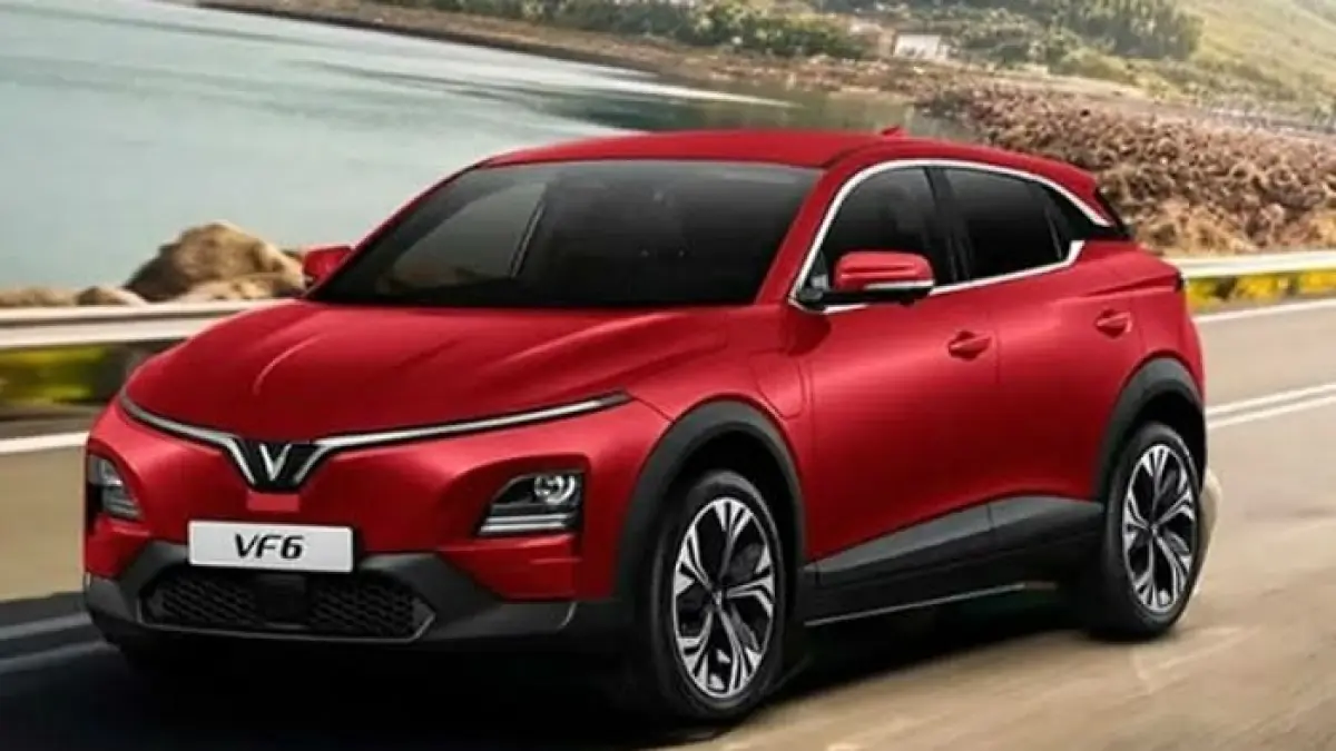 VinFast VF6 hadir dengan desain futuristik, 7 airbag, Pet Mode, dan teknologi canggih untuk keluarga modern Indonesia.(Gemini AI)