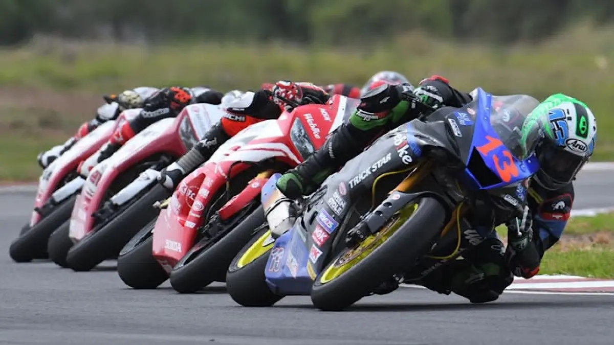 Kisah awal karier Geri Salim, dari Suzuki Smash milik kakak hingga dukungan orang tua yang mengantarkannya jadi juara Asia. (Pinterest) 