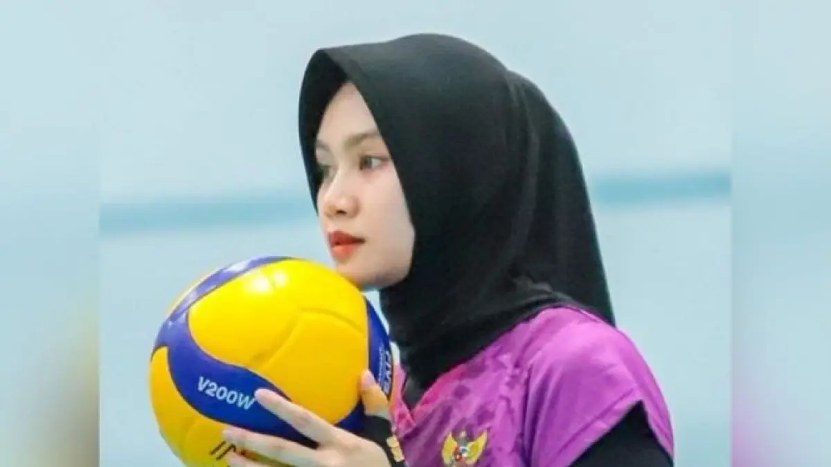 Wilda Nurfadilah pensiun dari voli profesional. Simak perjalanan karier sang legenda dengan 7 gelar Proliga. (Pinterest) 