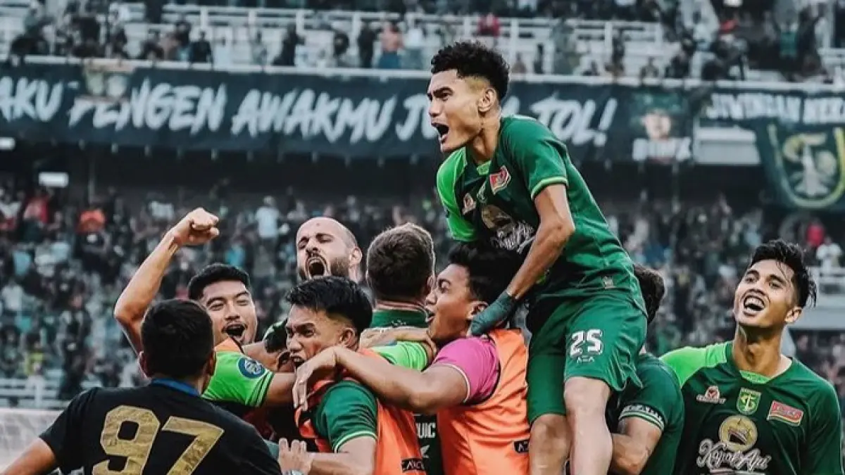 Persebaya Surabaya aktif di bursa transfer 2026/2027. Yuran Fernandes, Ivar Jenner, dan Ramadan Sananta masuk radar.(Pinterest)