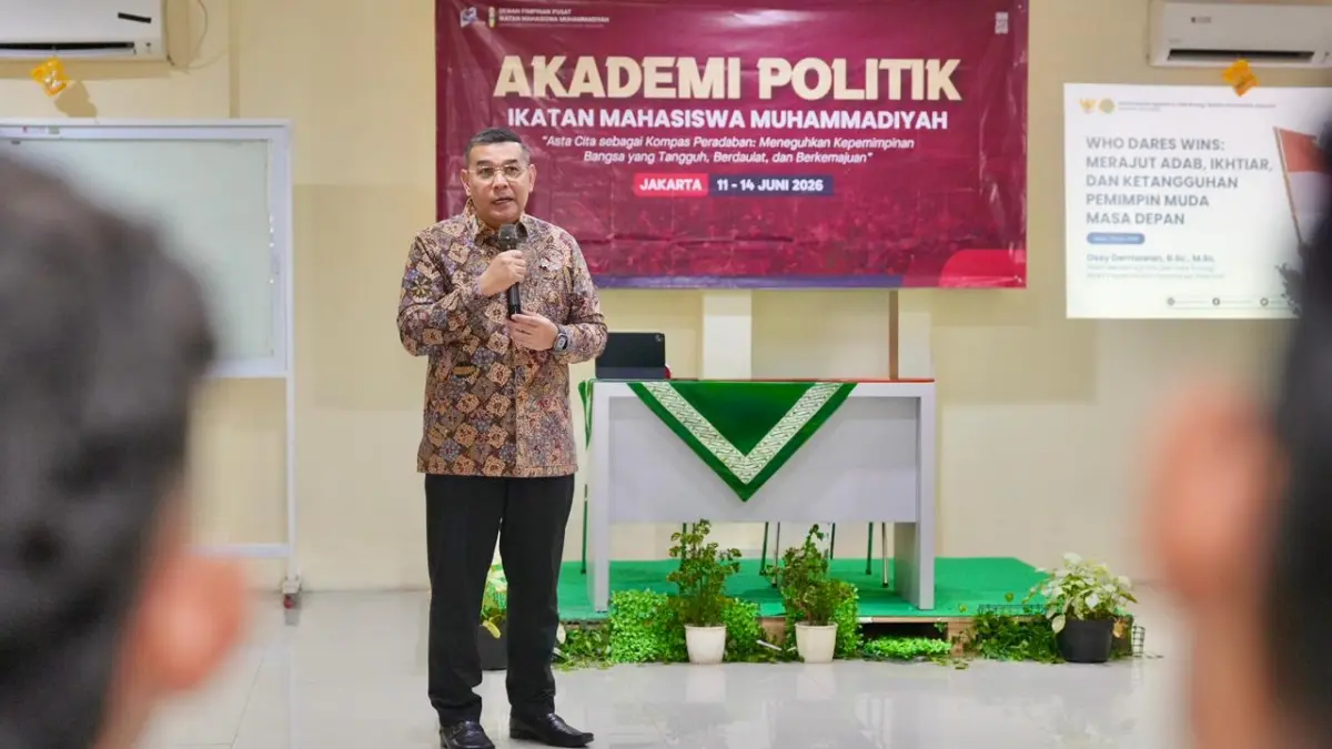 Wakil Menteri Agraria dan Tata Ruang/Wakil Kepala Badan Pertanahan Nasional (Wamen ATR/Waka BPN), Ossy Dermawan, menjadi pembicara dalam kegiatan Akademi Politik yang diselenggarakan oleh Ikatan Mahasiswa Muhammadiyah (IMM) Universitas Muhammadiyah Jakarta (UMJ), Sabtu (13/06/2026).