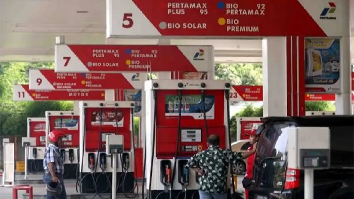 Harga Pertamax naik menjadi Rp16.250 per liter dan Pertamax Green Rp17.000. Konsumen kaget usai kenaikan resmi berlaku.(Pinterest)