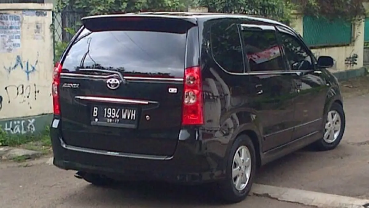 Harga mobil bekas MPV 2026 makin menarik, Xpander Ultimate Rp217 juta, Honda Freed Rp135 juta hingga Nissan Serena Rp142 juta. (Pinterest) 